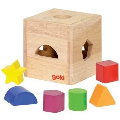Goki Shape Sorting Cube