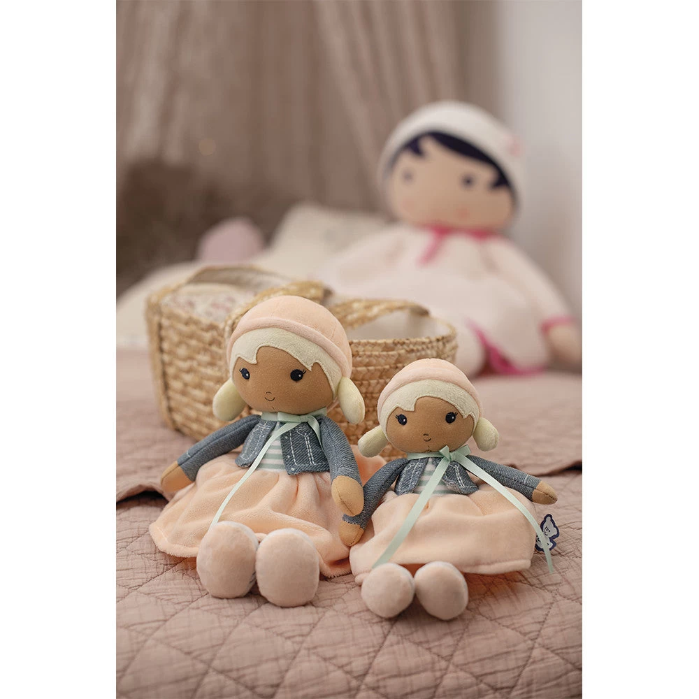 Kaloo Chloe Tendresse Soft Doll - 25cm 5 Kaloo Chloe Tendresse Soft Doll - 25cm - Image 3
