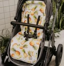 OiOi Reversible Pram Liner Pineapple