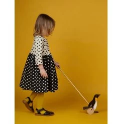 Goki Push-a-long Penguin